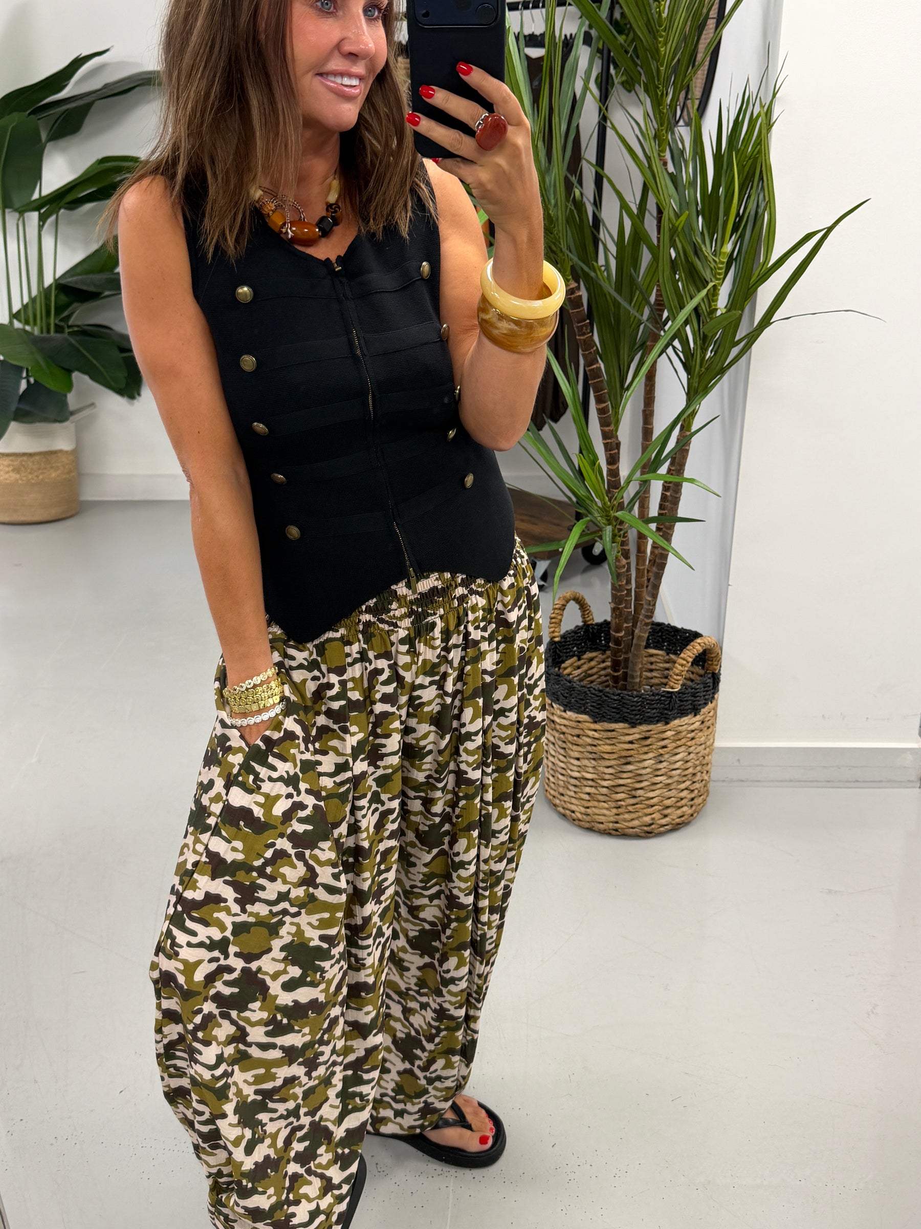 The Shirred TicToc Crinkle Balloon Trouser - Green Camo