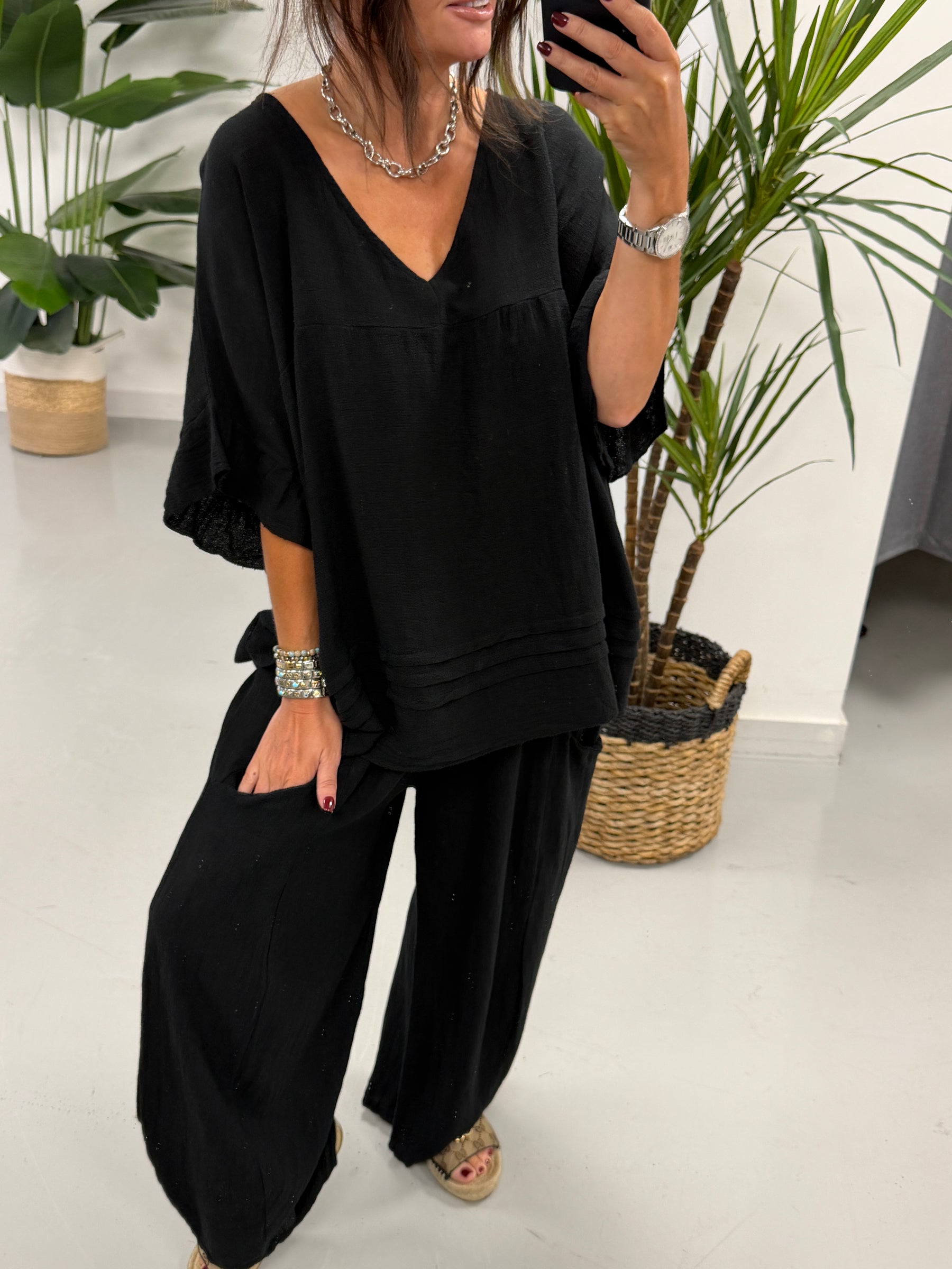 Sahara Seamed Barrel Trousers -  Black
