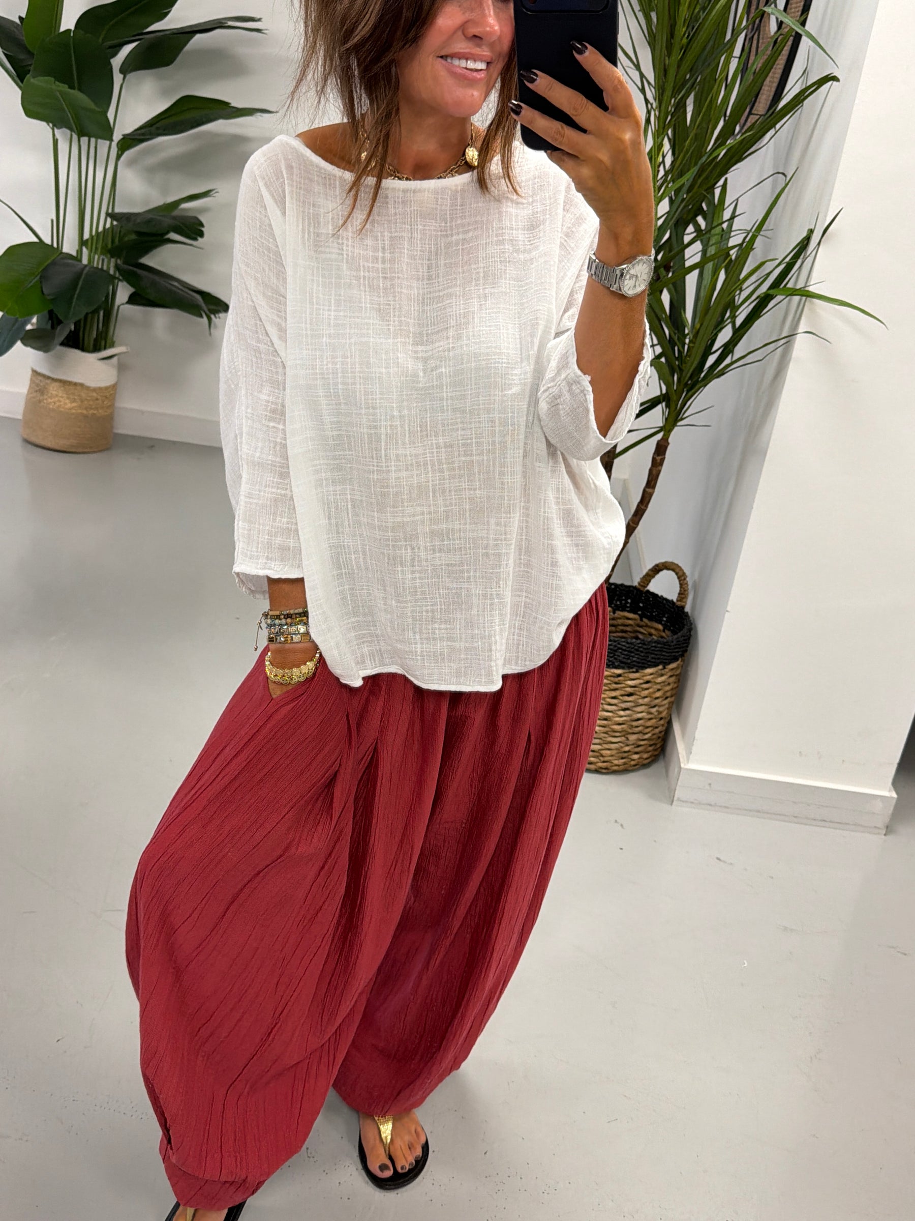 The Shirred TicToc Crinkle Balloon Trouser - Wine