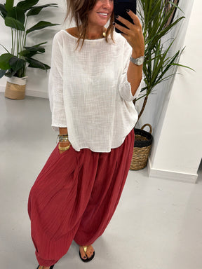 The Shirred TicToc Crinkle Balloon Trouser - Wine