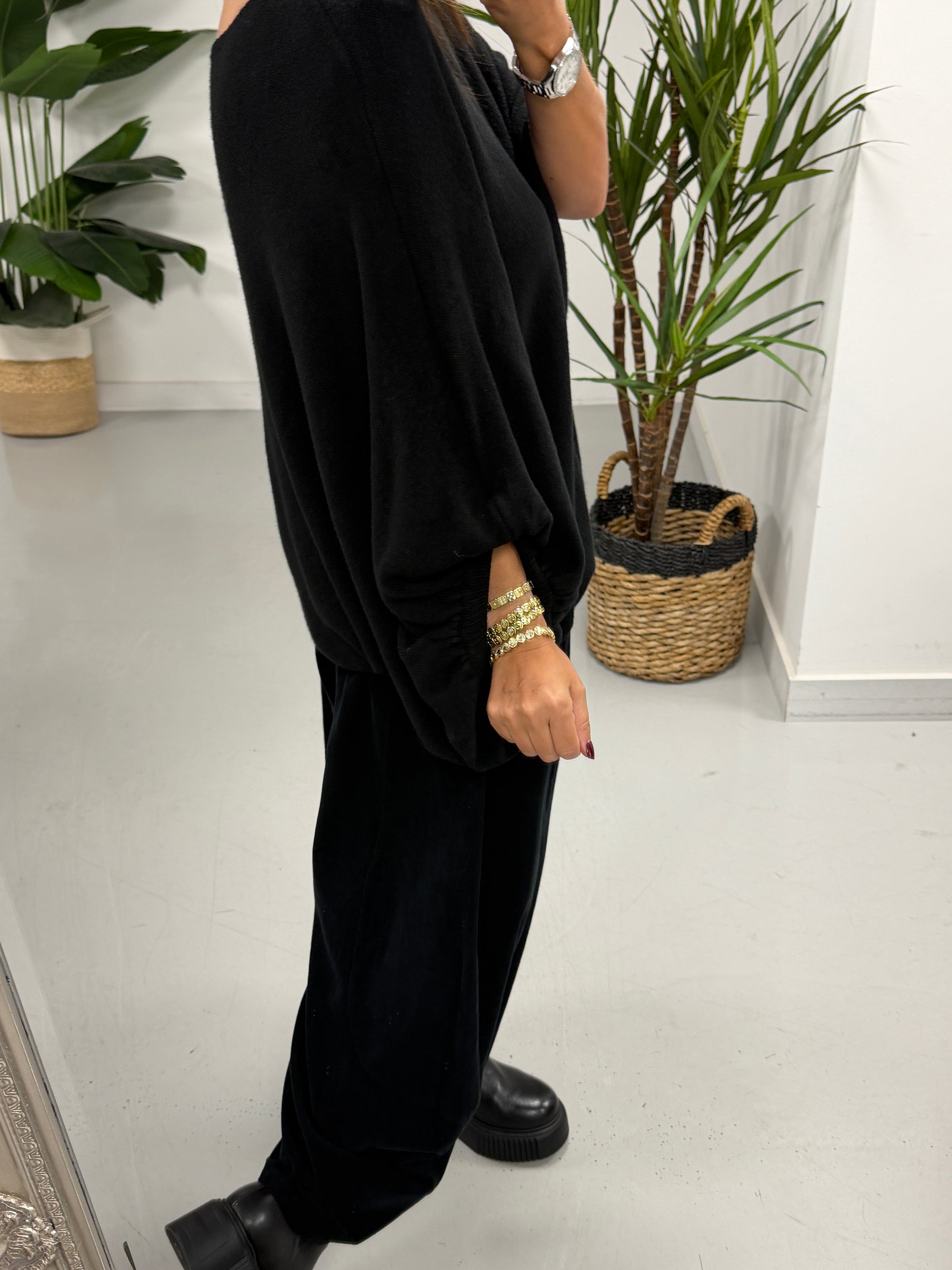 Bubble Sleeve Soft Knit - Black (Size 10-18)