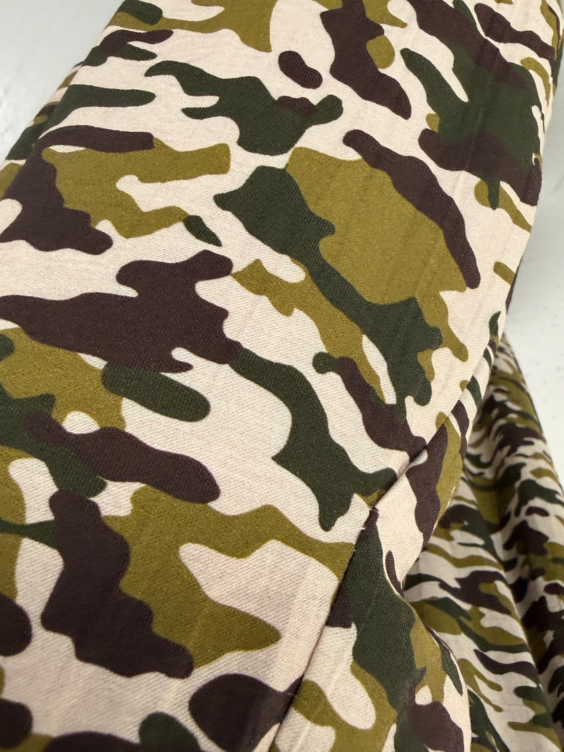 The Shirred TicToc Crinkle Balloon Trouser - Green Camo