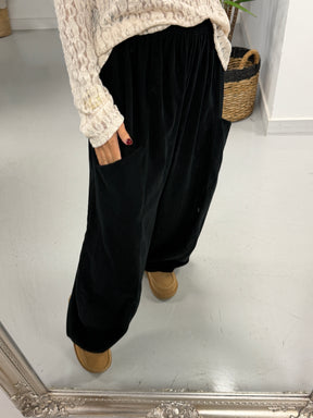 The Barrel Pocket Needlecord Joggers - Black (Size 10-18)