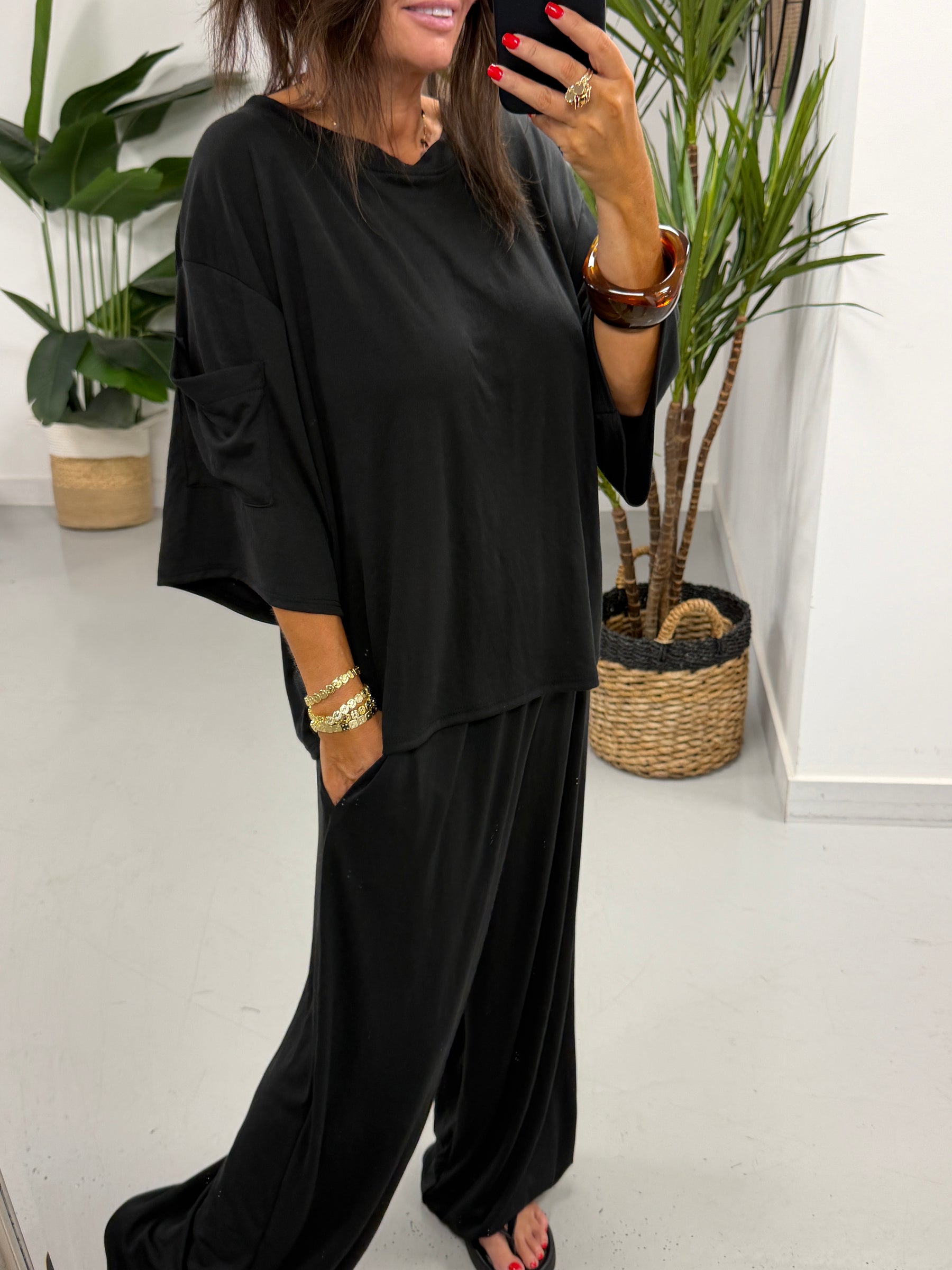The UTB Weekend Slouch Co-Ord - Black (Size 2)