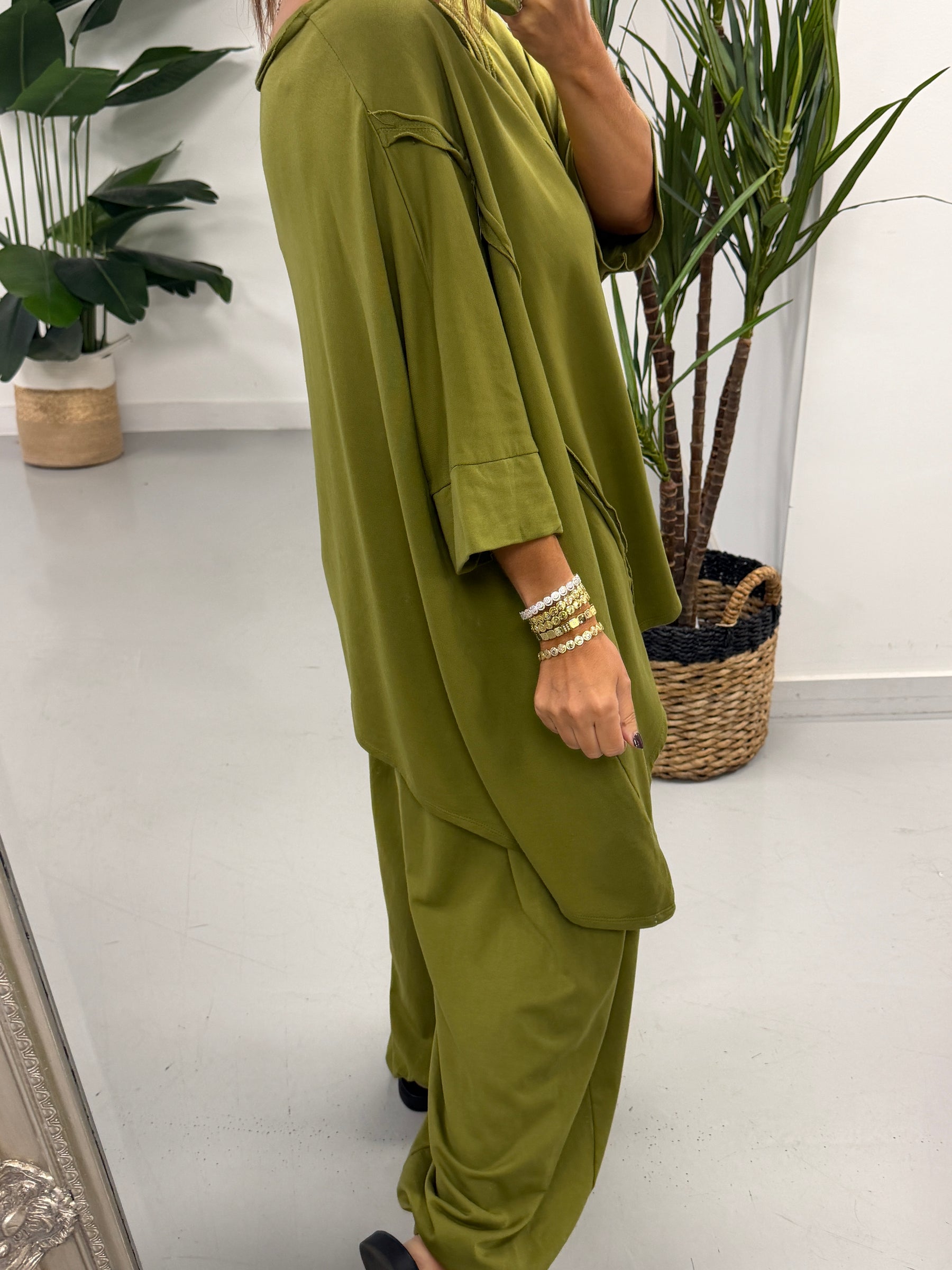 The Freestyle Slouch Handkerchief Hem Sweat - Olive Green