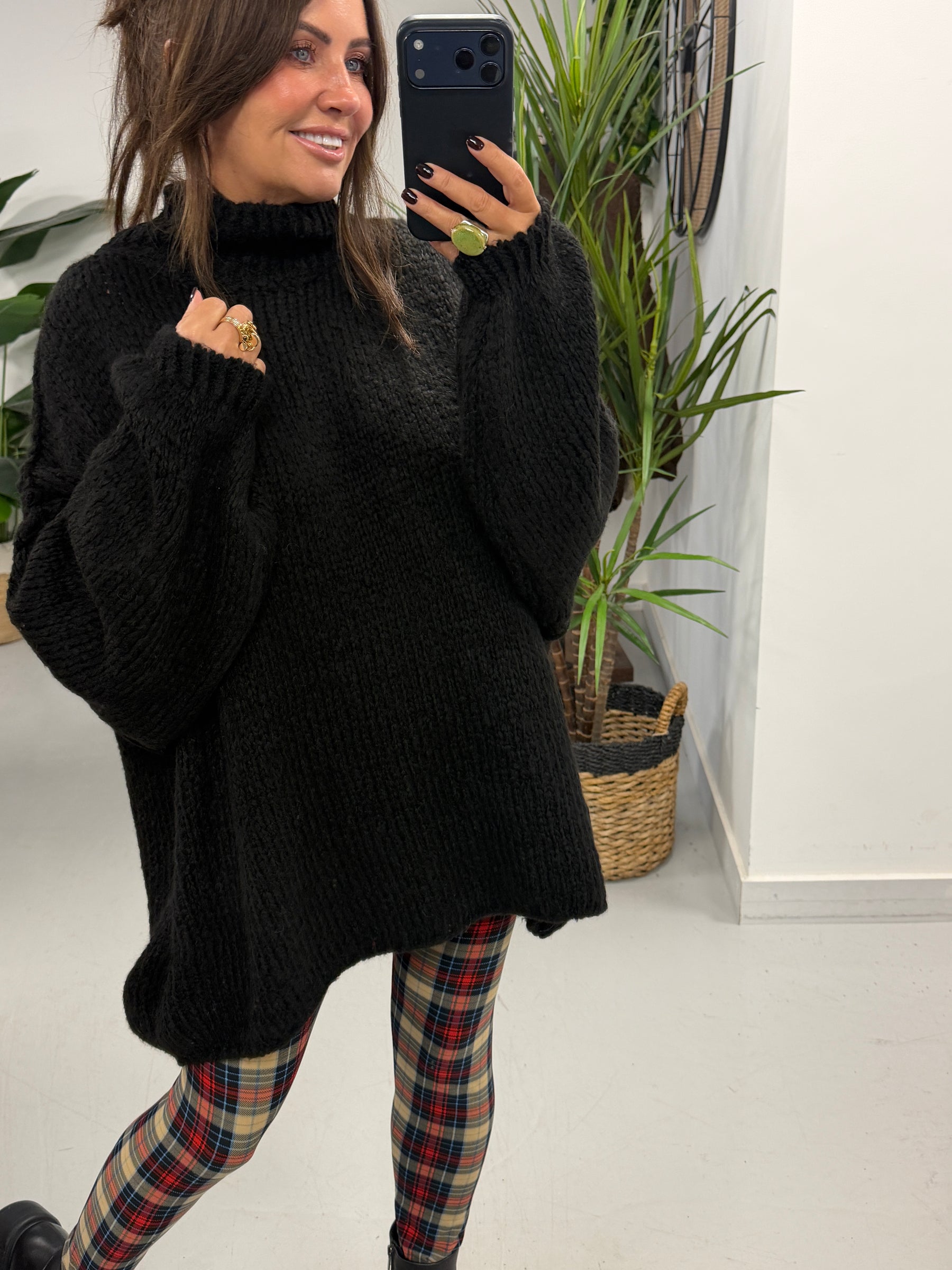 The Rustic Soft Knit - Black