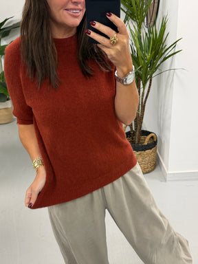 The Drift Crop Sleeve Knit - Wine (Size 10-14)
