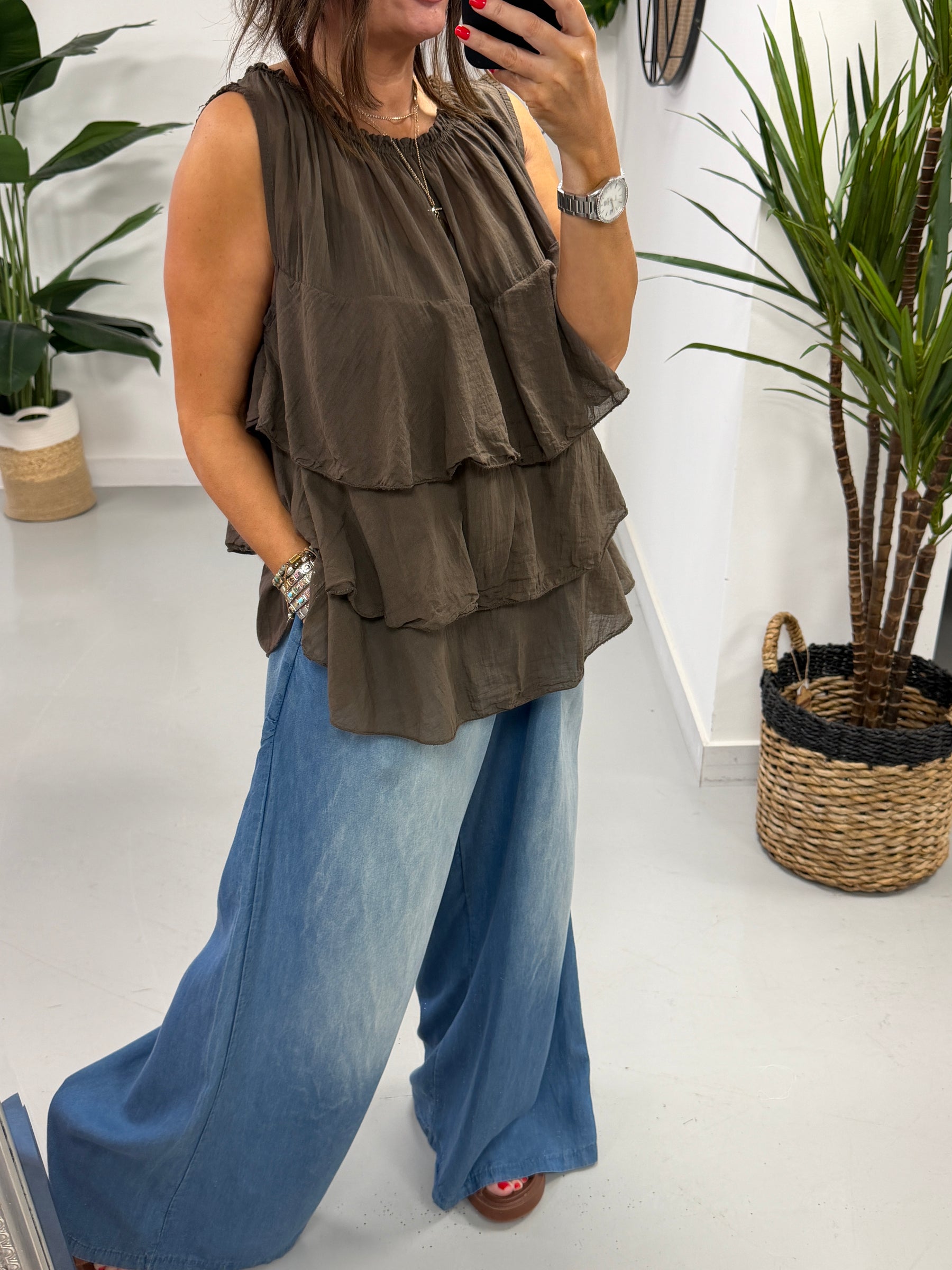 The Rio Ruffle Top - Chocolate