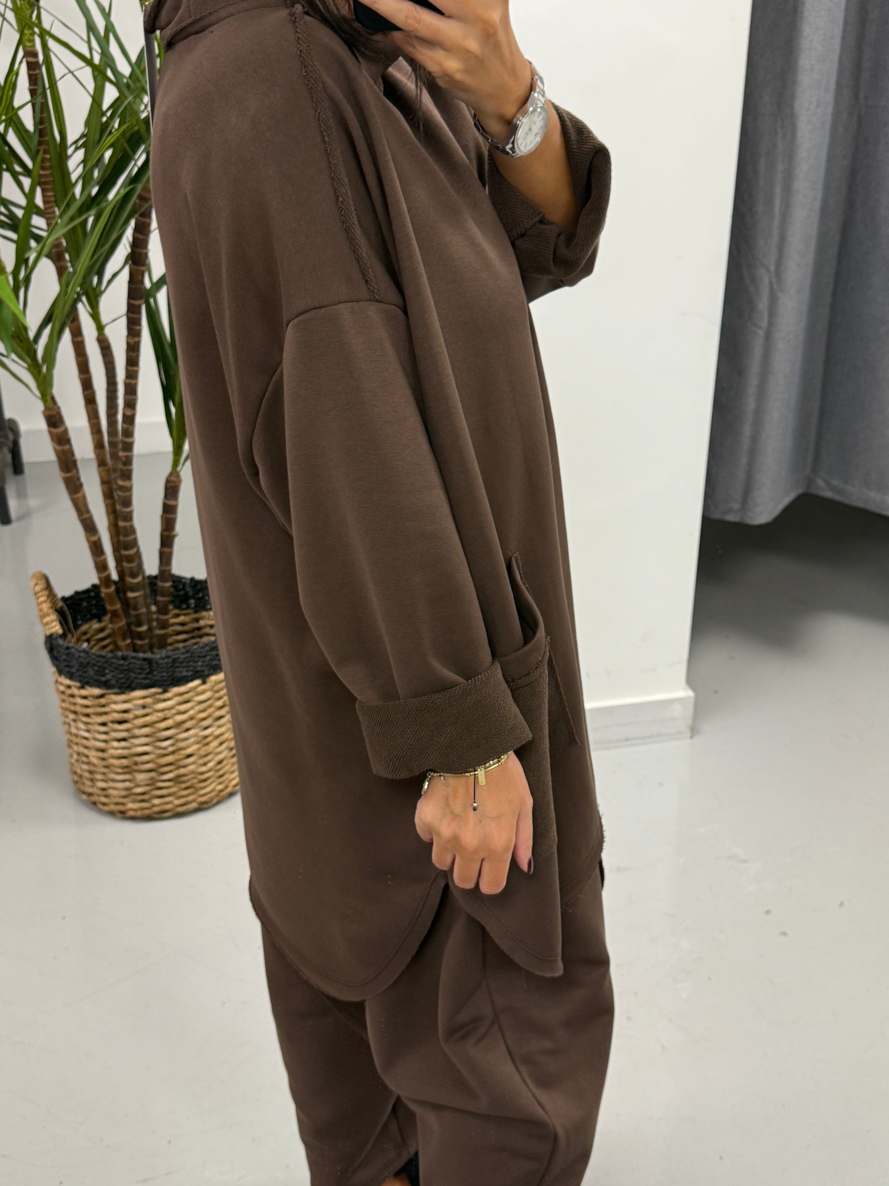 The Deluxe Weekend Collection Double Pocket Tunic - Chocolate