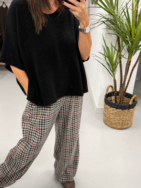 Gracie Crop Sleeve Knit - Black