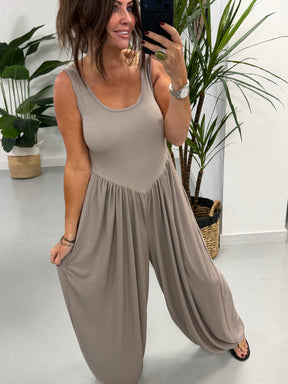 The Balloon Leg Ribbed Jumpsuit- Pebble