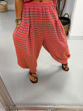 The Deluxe Gingham Barrel Trousers - Pink/Mocha