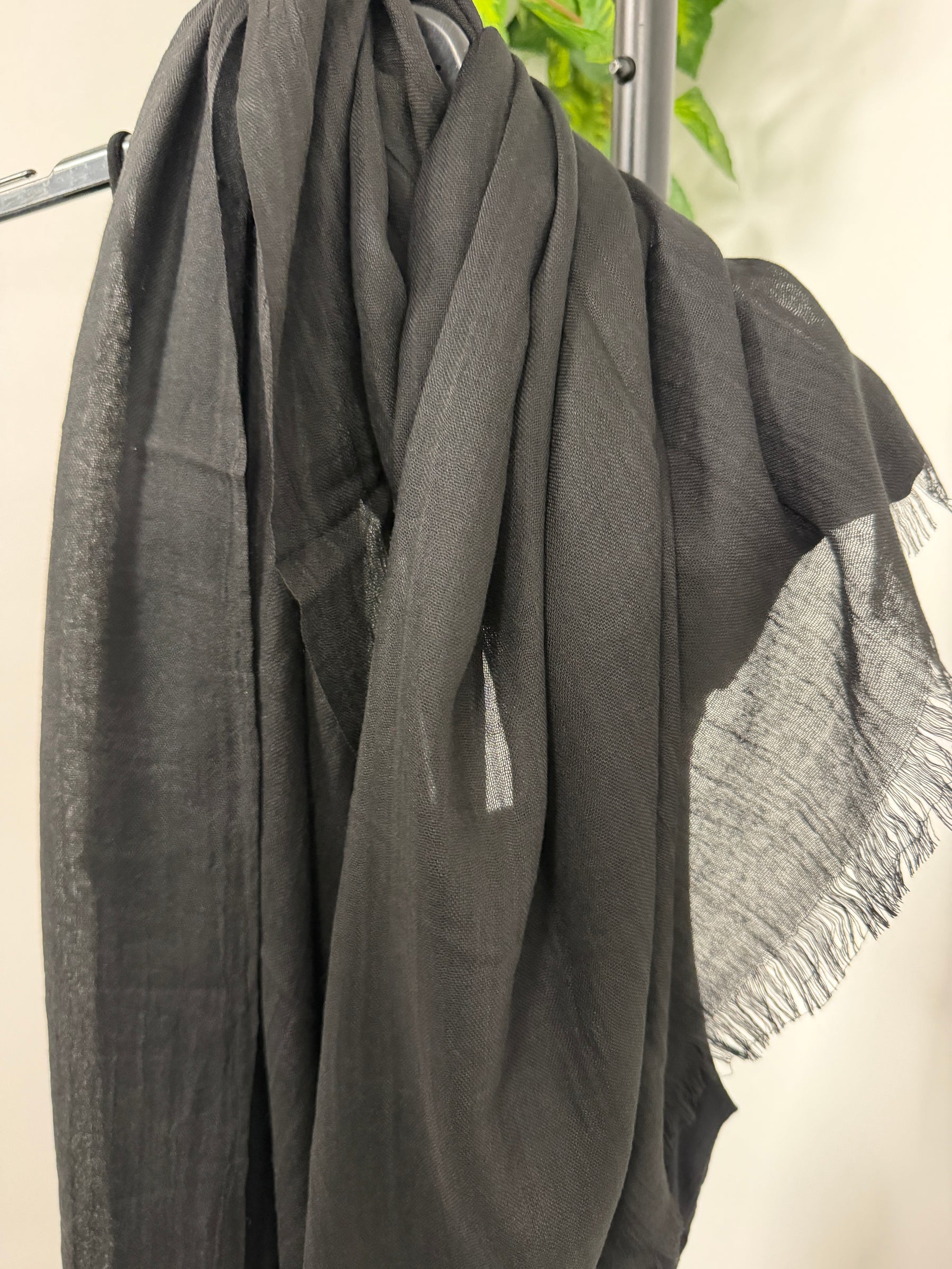 Summer Lightweight Scarf - Black