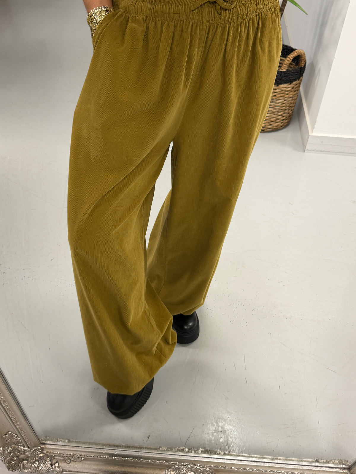 The Balloon Needlecord Trousers - Light Olive (Size 10-16)