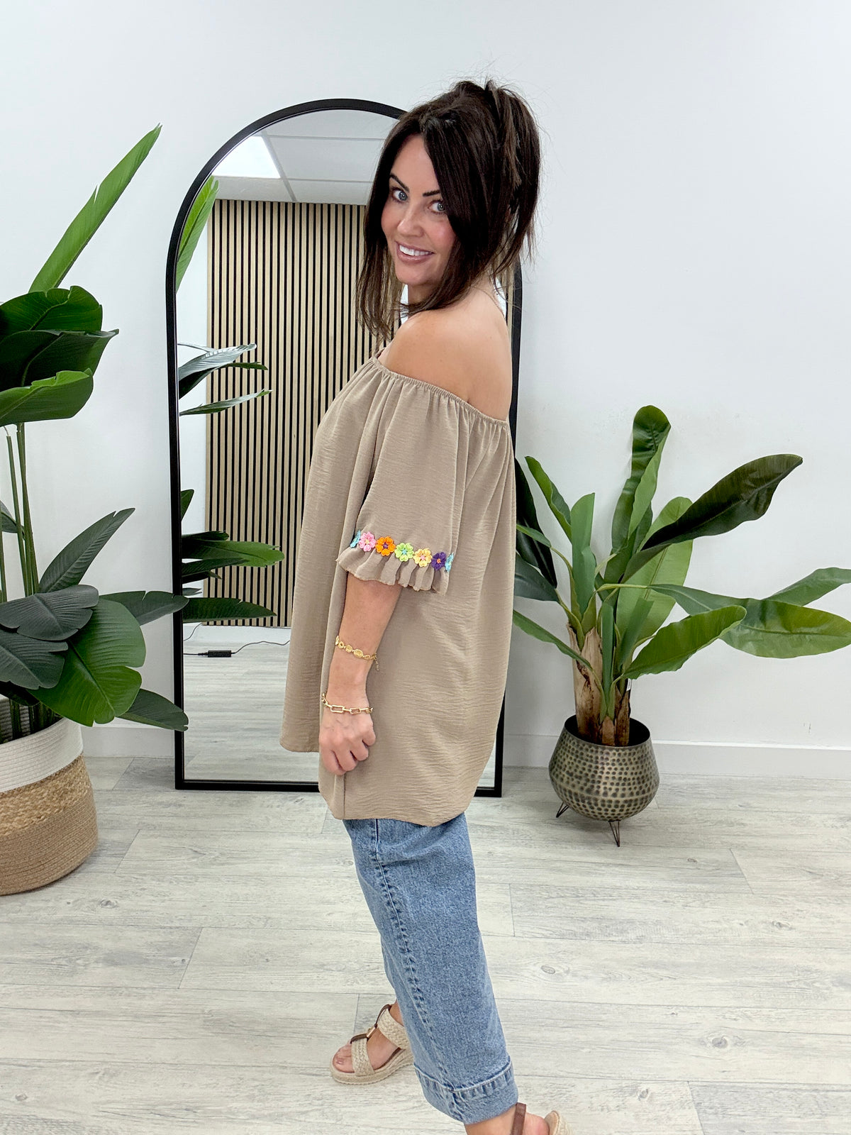 Daisy Sleeve Bardot Top - Camel