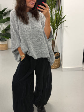 The Tiered Balloon Needlecord Trousers - Black