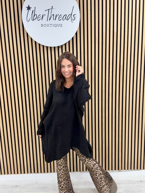 The Oversized Dipped Hem Knit - Black