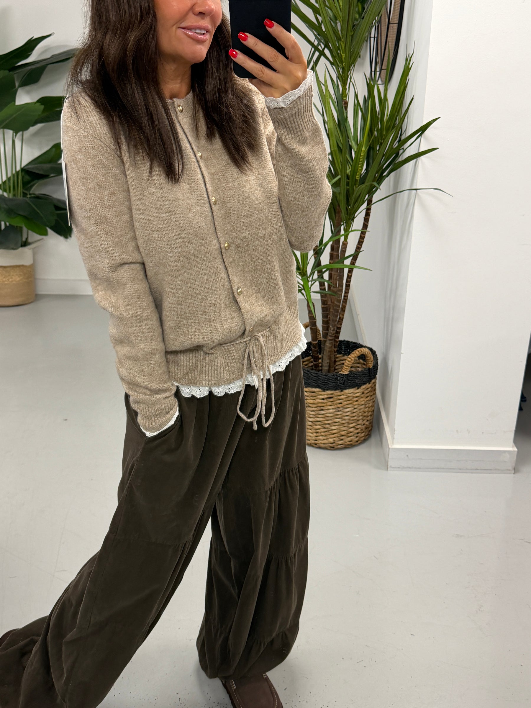 Downtown Ruffle Cardigan - Camel