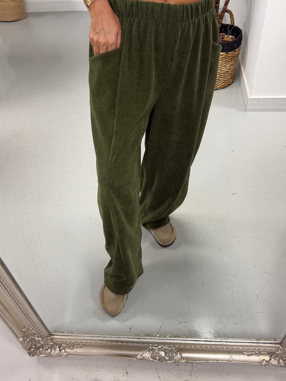 The Charleston Cord Pocket Barrel Trousers - Khaki (Size 12-18)
