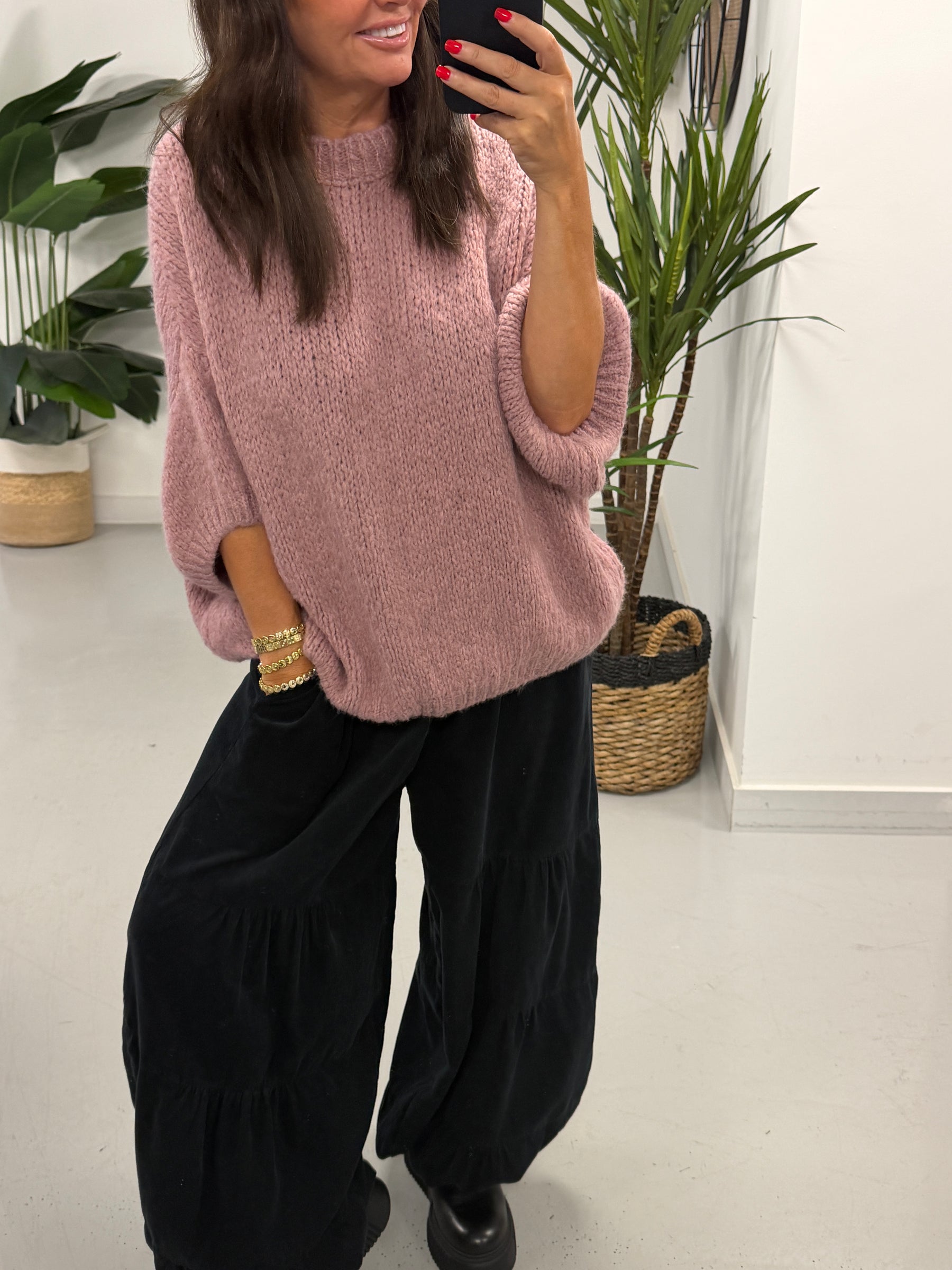 The Rustic Crop Sleeve Knit - Mauve