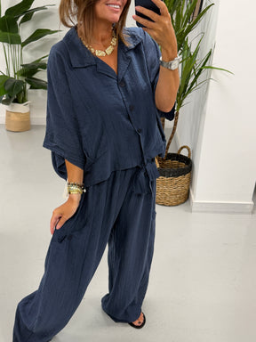 The Crinkle Button Barrel Trousers - Navy