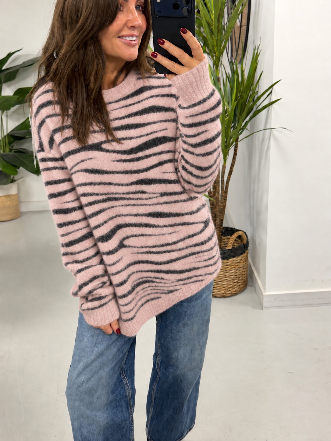 Super Soft Zebra Knit - Baby Pink