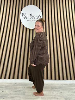 The Stripe Soft Knit (plus) - Chocolate