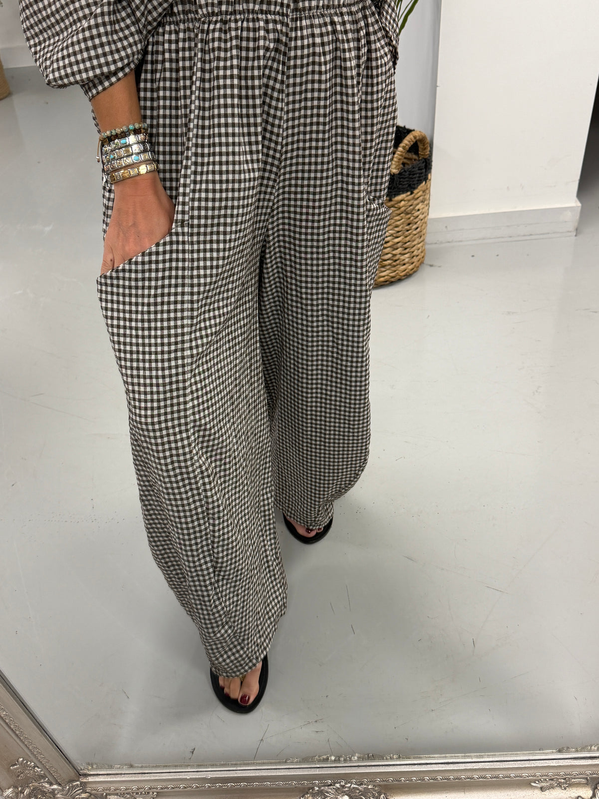 The Vichy Gingham Barrel Trouser - Chocolate