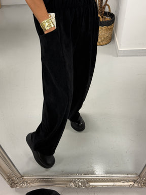 The Charleston Cord Pocket Barrel Trousers - Black (Size 12-18)