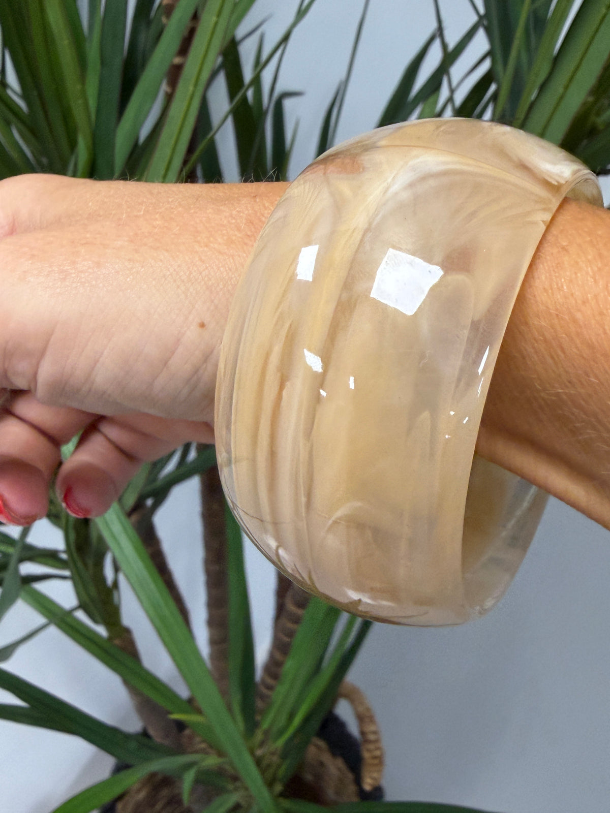 Thick Resin Cream Bangle