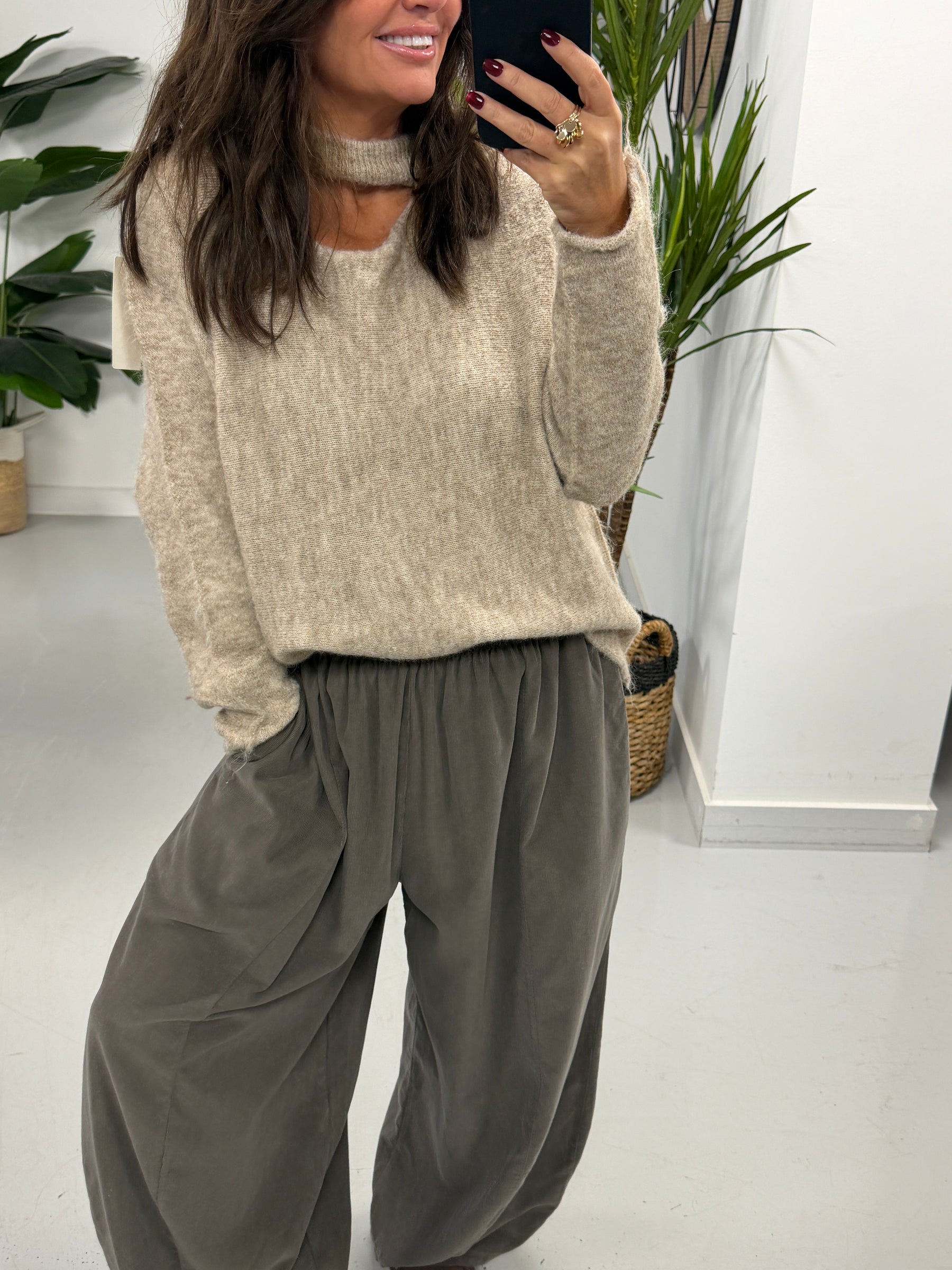 The Barrel Needlecord Joggers - Taupe (Size 10-18)