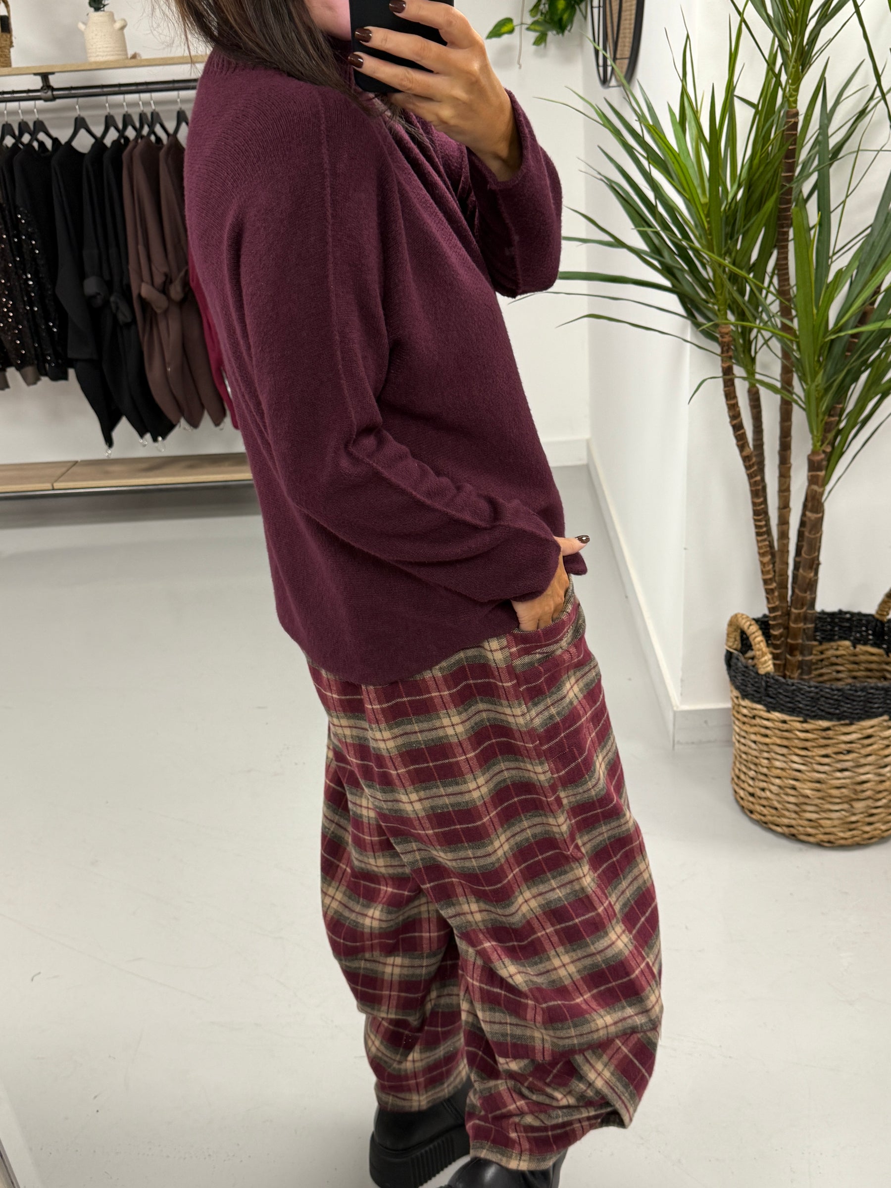 Asher Soft Knit - Aubergine