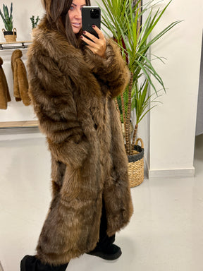 The St Moritz Longline Faux Fur Coat - Chocolate (fitting size 16-20)