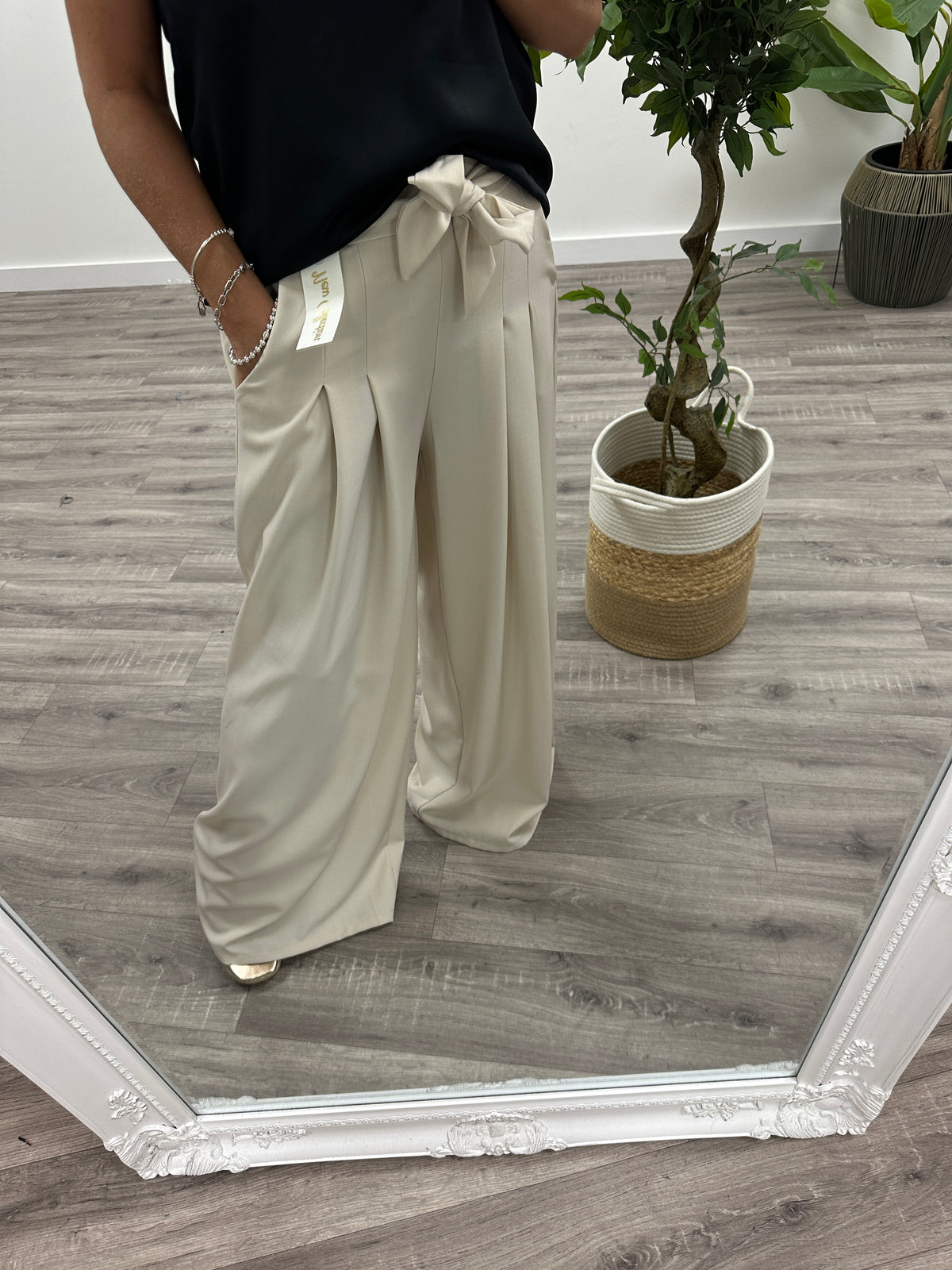 The Casey Belted Wide Leg Trousers - Stone