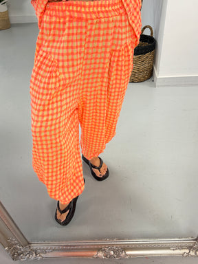 The Deluxe Gingham Barrel Trousers - Coral