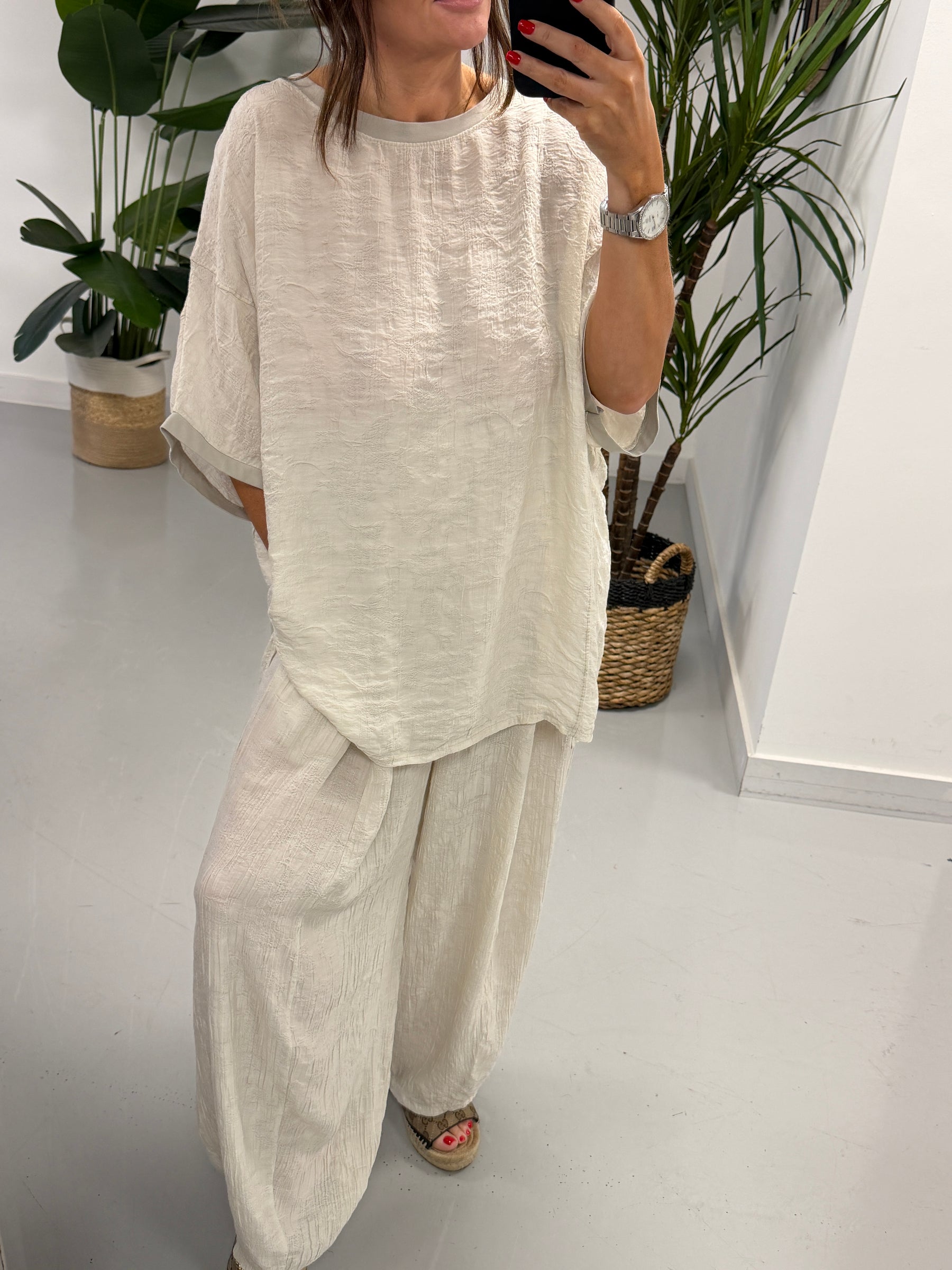 The Aspen Textured Tunic - Cream