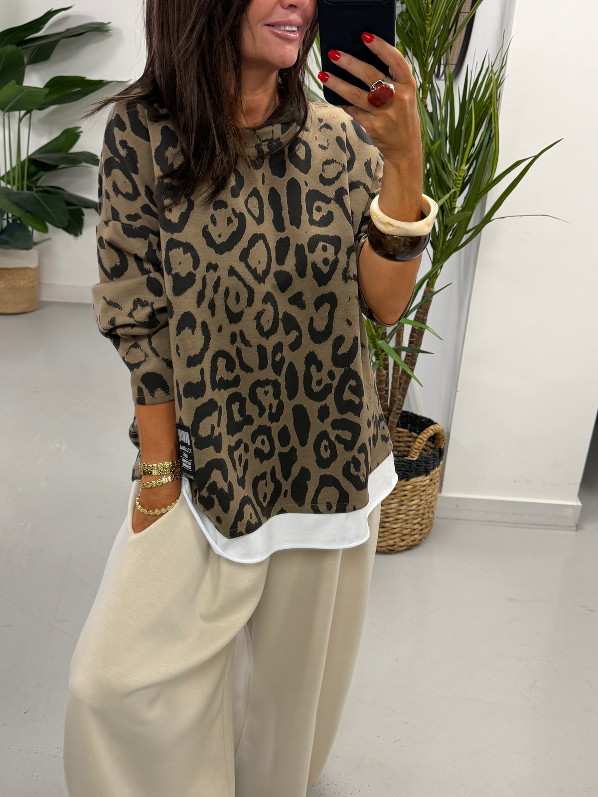 Animal Scuba Double Layer Sweater-Camel