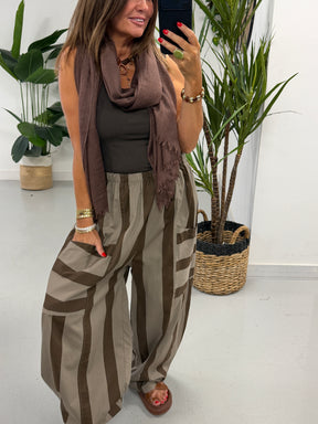 Bailey Wide Stripe Barrel Pants - Taupe/Light Chocolate