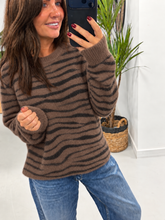 Super Soft Zebra Knit - Chocolate