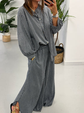 The Gingham Button Shirt - Black