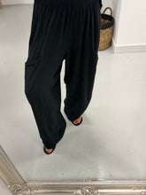 Sahara Barrel Pants - Black
