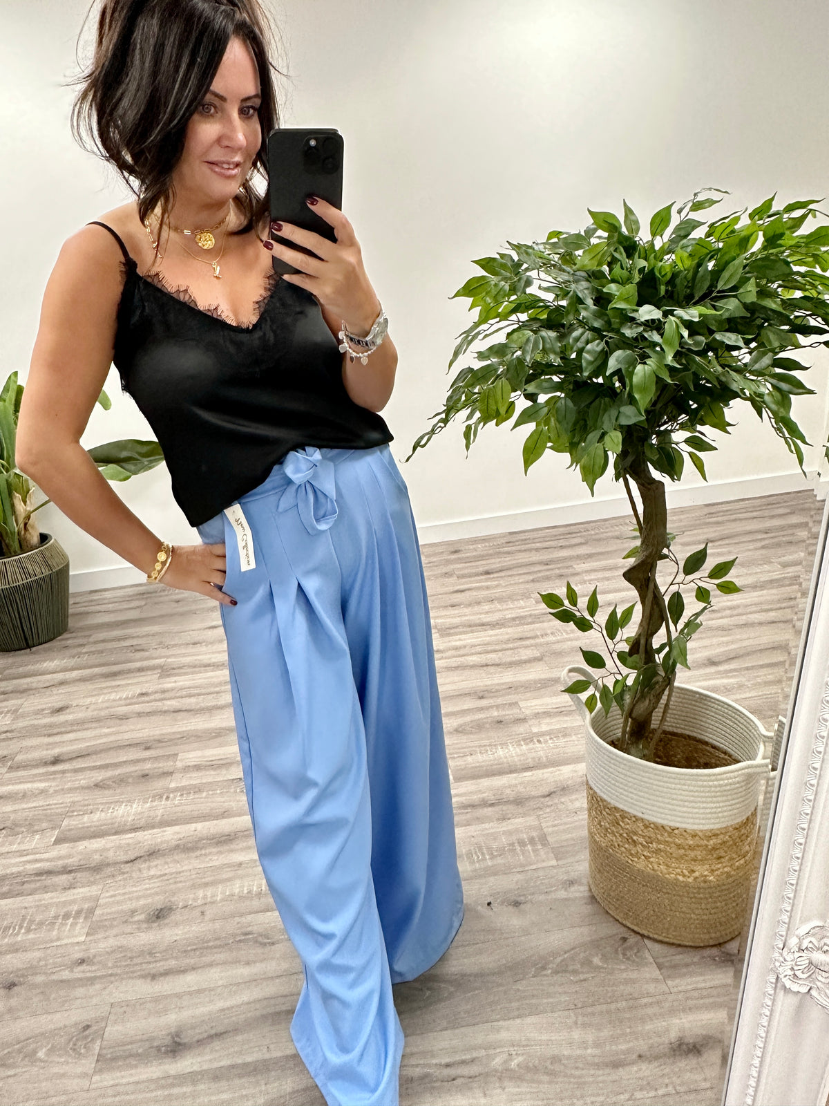 The Casey Belted Wide Leg Trousers - Baby Blue