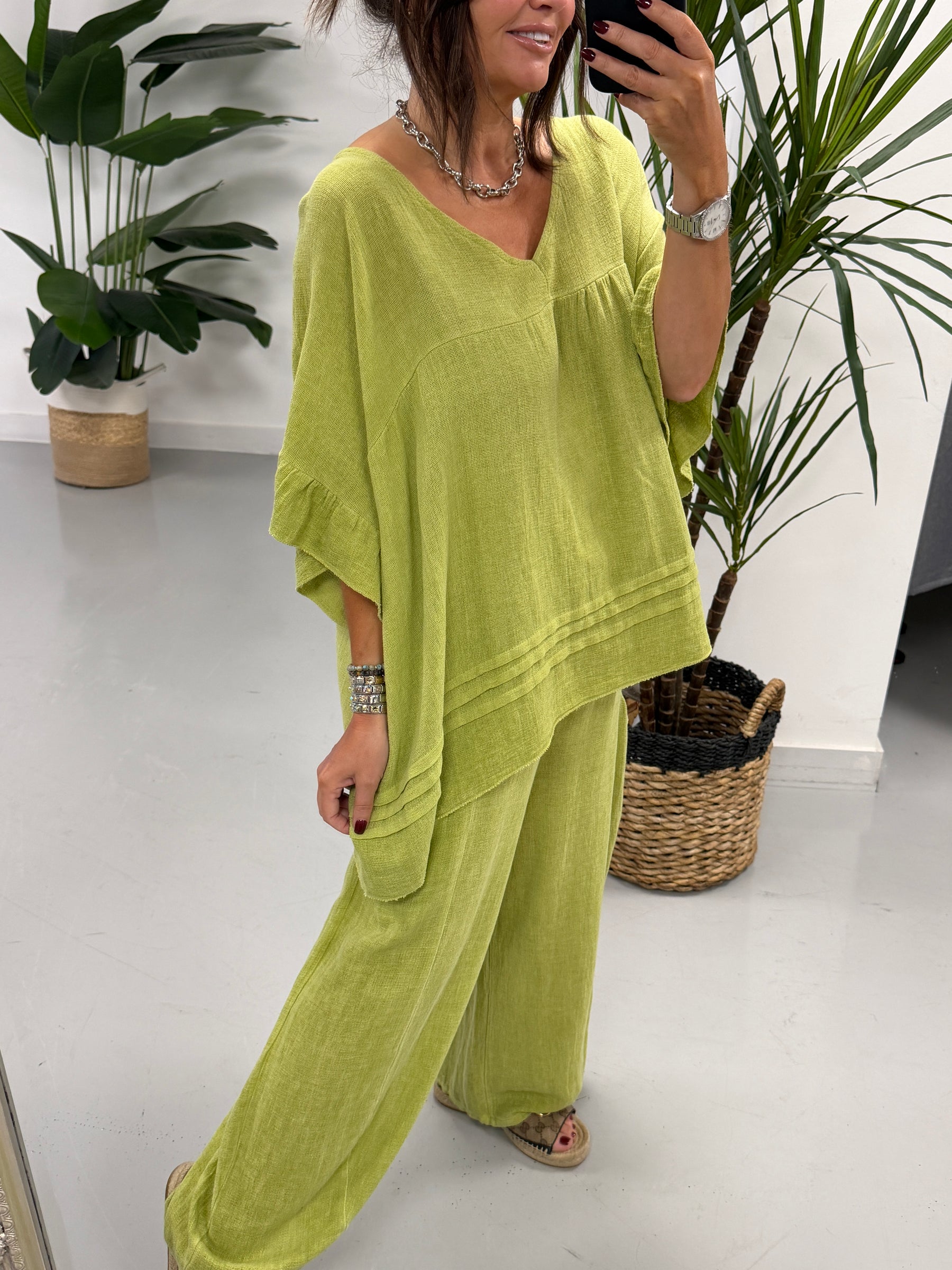 Sahara V Neck Tunic - Pistachio