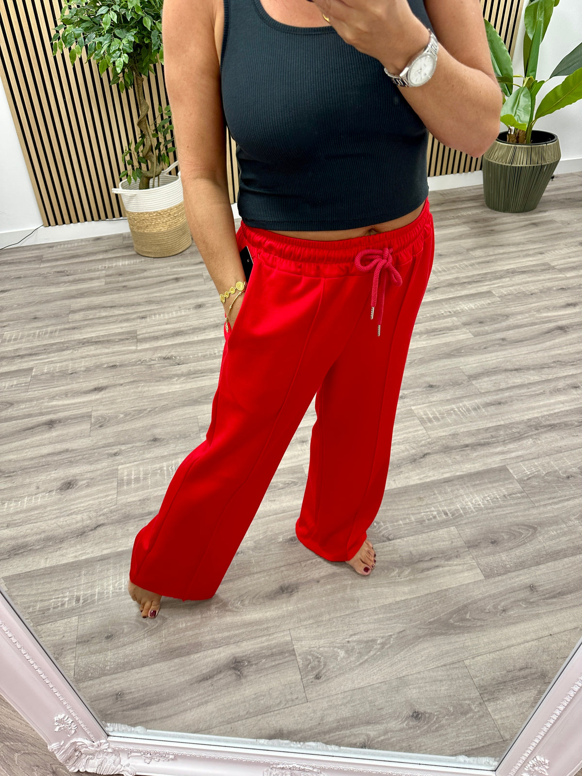 Wide Leg Seam Jogger (Plus) - Red