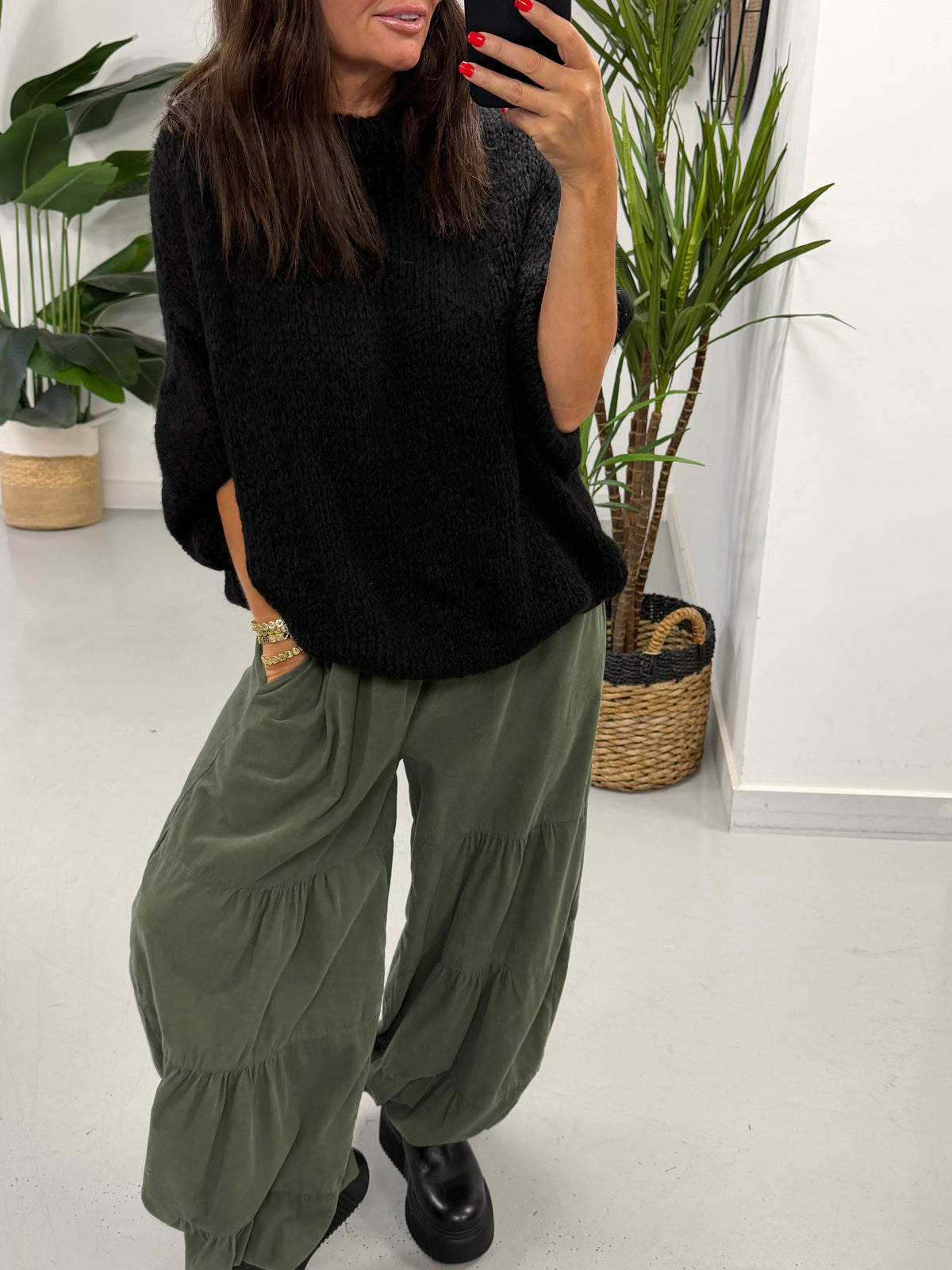 The Tiered Balloon Needlecord Trousers - Khaki