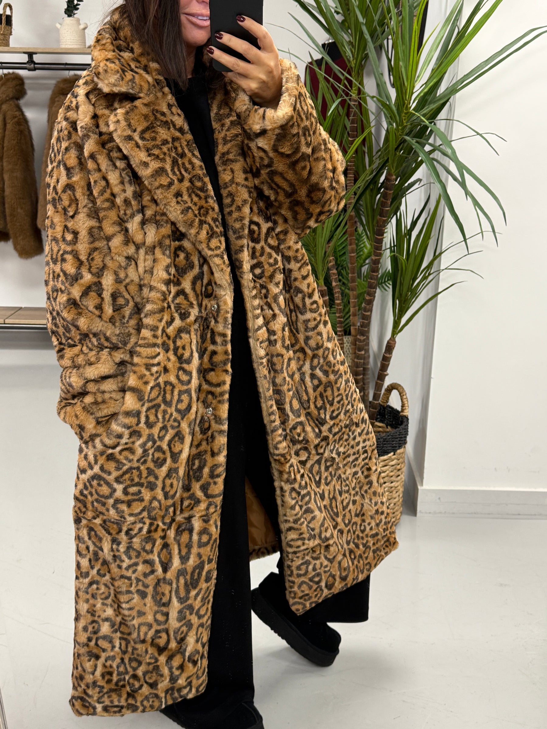 The Safron Longline Faux Fur Coat - Leopard (Size 12-14)