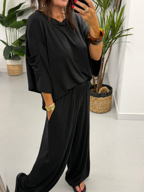The UTB Weekend Slouch Co-Ord - Black (Size 2)