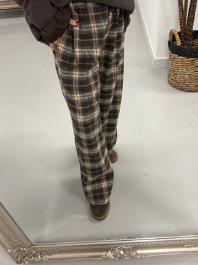 The Lachlan Straight Leg Check Trouser - Chocolate