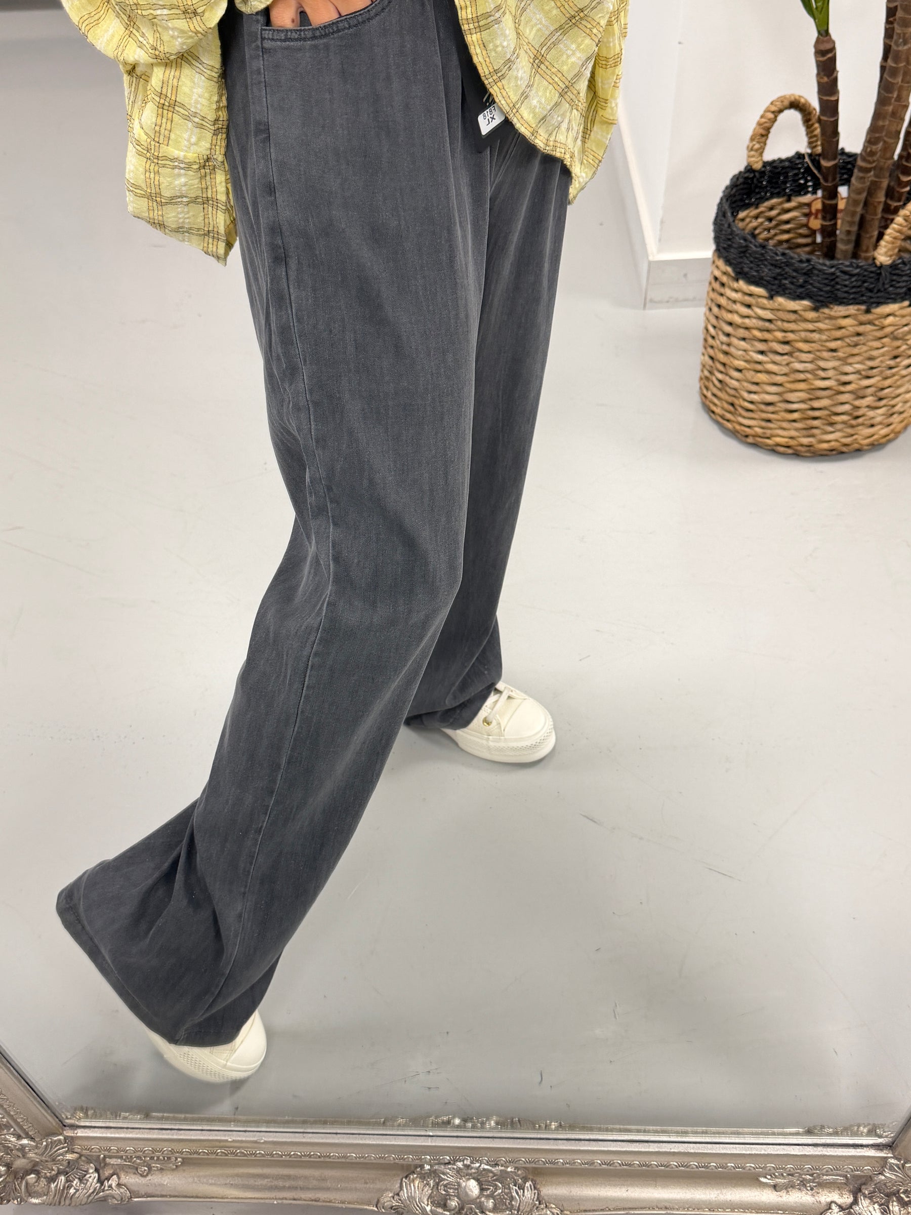 Relaxed Vibe Denim Look Trouser - Charcoal