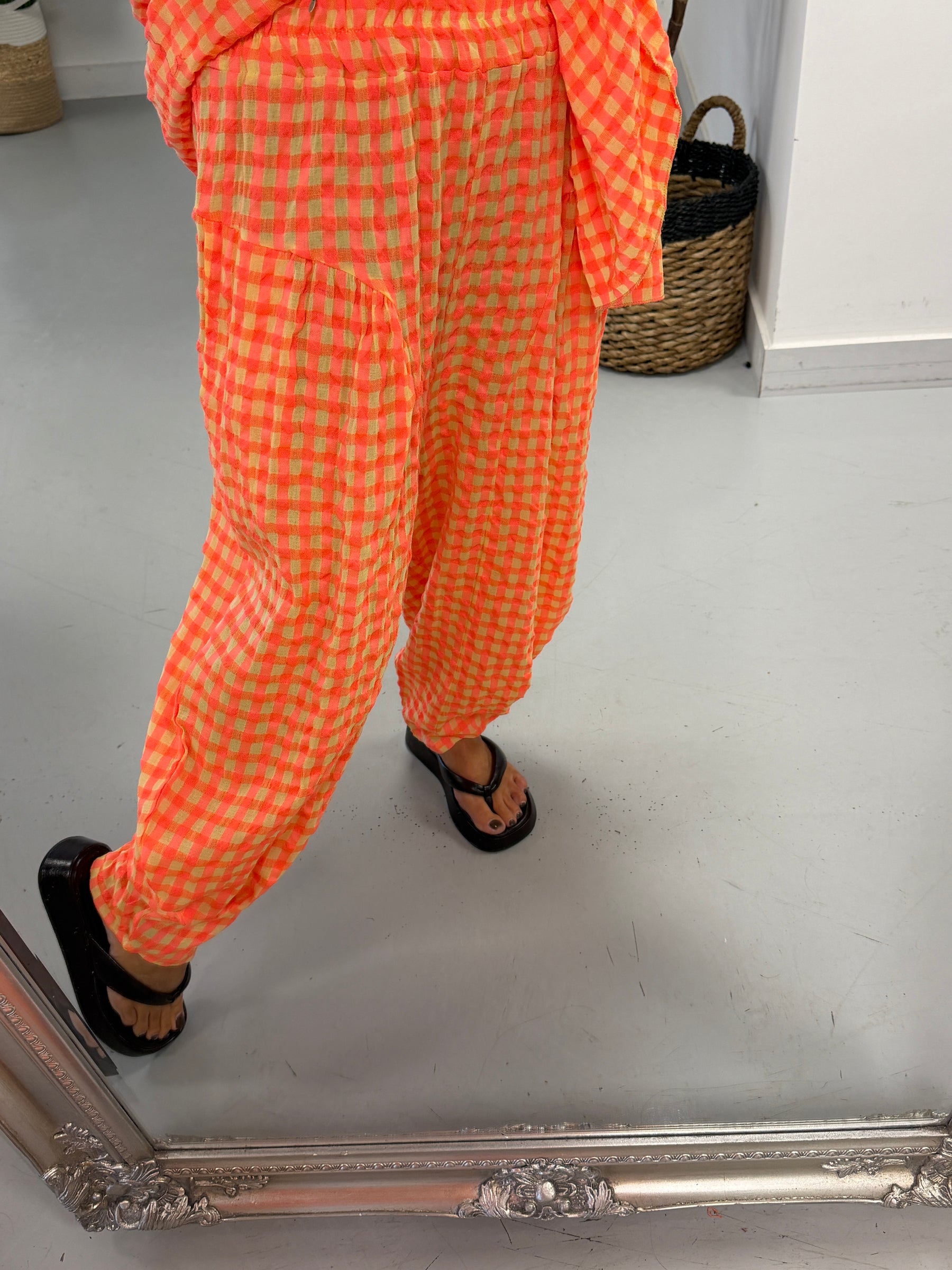The Deluxe Gingham Barrel Trousers - Coral